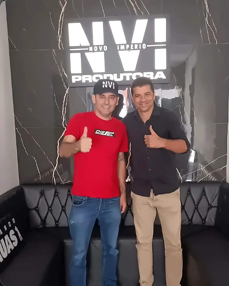 Reunião na produtora Novo Império